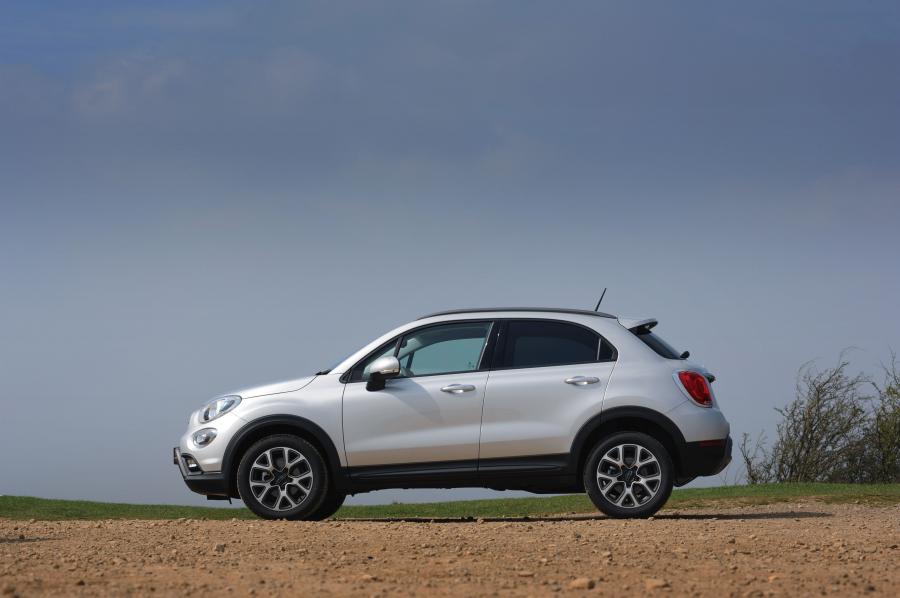  Fiat 500X Cross 2015 года  (UK) (фото 21 из 30)